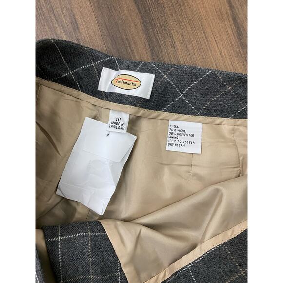 NEW W/TAGS Women Talbots wool plaid grid cuffed flat front dress pants, 10 - Picture 4 of 4